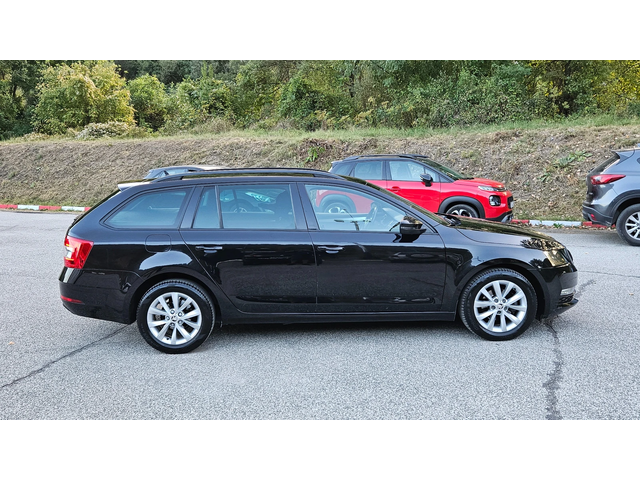 Skoda Octavia 1.6 TDI AVTOMAT/KLIMATRONIK/FACELIFT - автомобили, коли, обяви за нови и употребявани 5