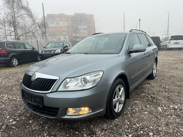 Skoda Octavia 1.6TDI 105kc EVRO5 - автомобили, коли, обяви за нови и употребявани 0
