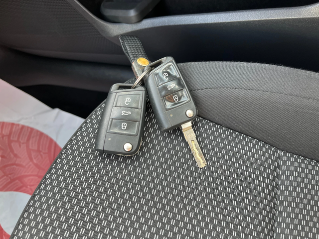 Skoda Octavia 1.6 TDI 110k.c - автомобили, коли, обяви за нови и употребявани 12