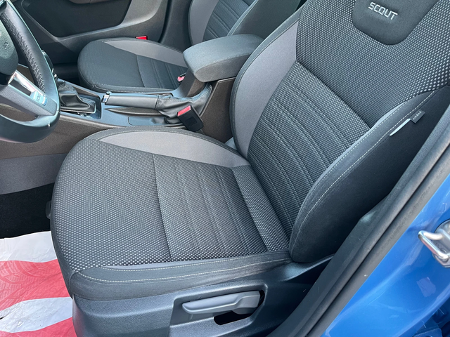 Skoda Octavia Scout DSG - автомобили, коли, обяви за нови и употребявани 6