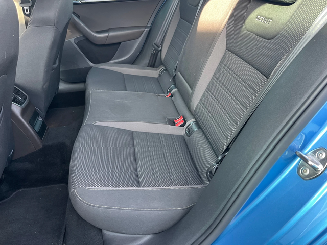 Skoda Octavia Scout DSG - автомобили, коли, обяви за нови и употребявани 8