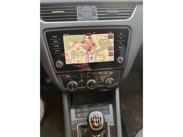 Skoda Octavia 2.0TDI NAVI/KOJA EURO 6 - автомобили, коли, обяви за нови и употребявани 12