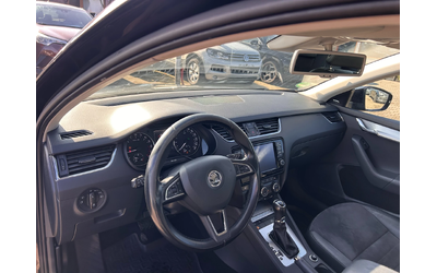 Skoda Octavia 2.0TDI AVTOMAT/NAVI EURO 5 - автомобили, коли, обяви за нови и употребявани 12