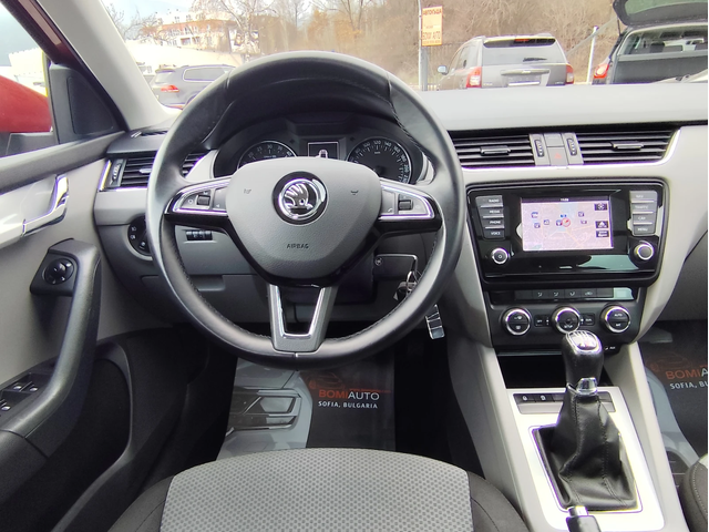 Skoda Octavia 2.0TDi-150k.с* 4X4* FACELIFT* EXECUTIVE* ПАНОРАМА - автомобили, коли, обяви за нови и употребявани 7