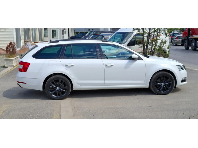Skoda Octavia 2.0 184kc Full led  4x4  Dsg Facelift - автомобили, коли, обяви за нови и употребявани 10
