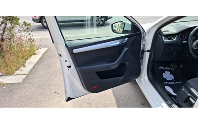 Skoda Octavia 2.0 184kc Full led  4x4  Dsg Facelift - автомобили, коли, обяви за нови и употребявани 6