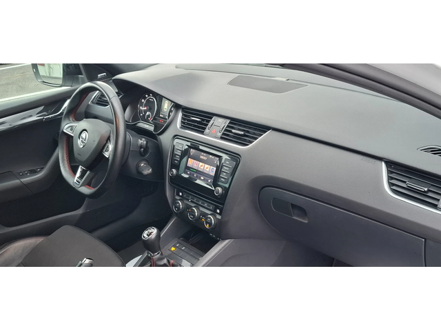 Skoda Octavia 2.0 Vrs 220lc Canton Sound - автомобили, коли, обяви за нови и употребявани 8