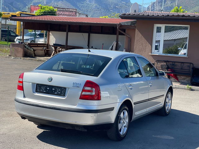 Skoda Octavia 1.6MPi LPG - автомобили, коли, обяви за нови и употребявани 3
