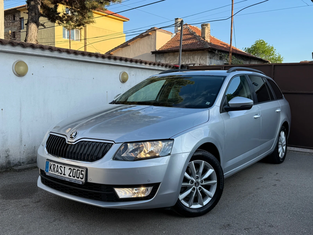 Skoda Octavia 1.4TSI G-TEC NAVI - автомобили, коли, обяви за нови и употребявани 0