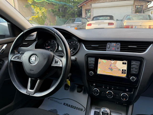 Skoda Octavia 1.4TSI G-TEC NAVI - автомобили, коли, обяви за нови и употребявани 10