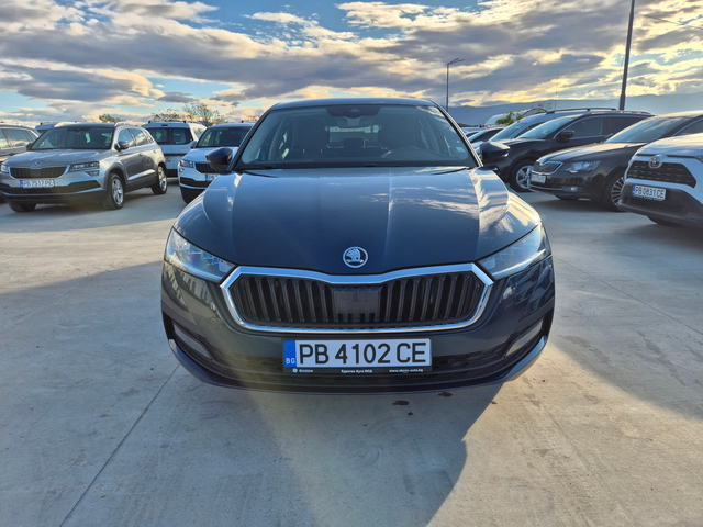 Skoda Octavia С-Гаранция-2.0-A/T-150кс - автомобили, коли, обяви за нови и употребявани 7