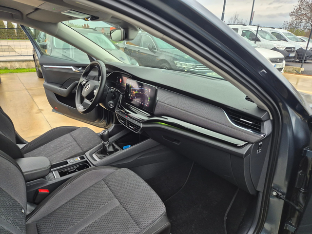 Skoda Octavia STYLE С ГАРАНЦИЯ 2.0= 6-М/Т - автомобили, коли, обяви за нови и употребявани 8