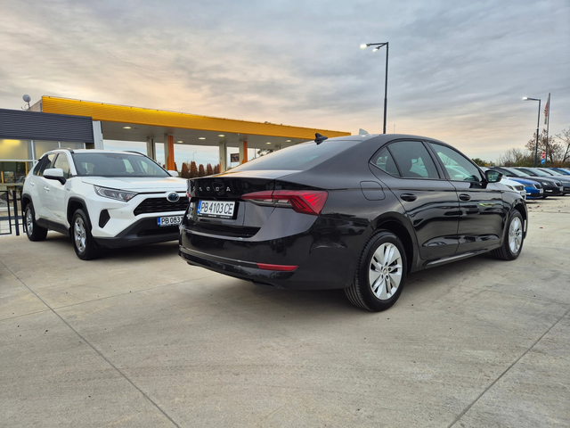 Skoda Octavia С-Гаранция-2.0-A/T-150кс - автомобили, коли, обяви за нови и употребявани 4