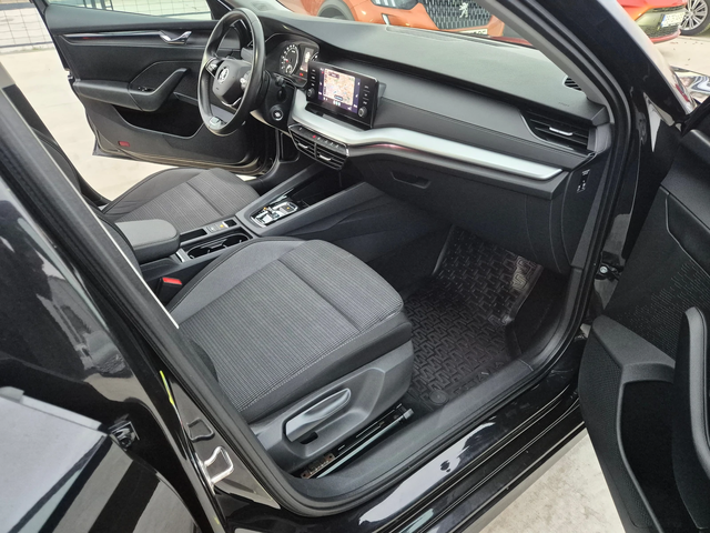 Skoda Octavia С-Гаранция-2.0-A/T-150кс - автомобили, коли, обяви за нови и употребявани 8