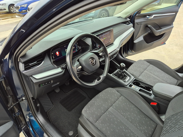 Skoda Octavia STYLE = С Гаранция 1.5 TSI MT - автомобили, коли, обяви за нови и употребявани 12