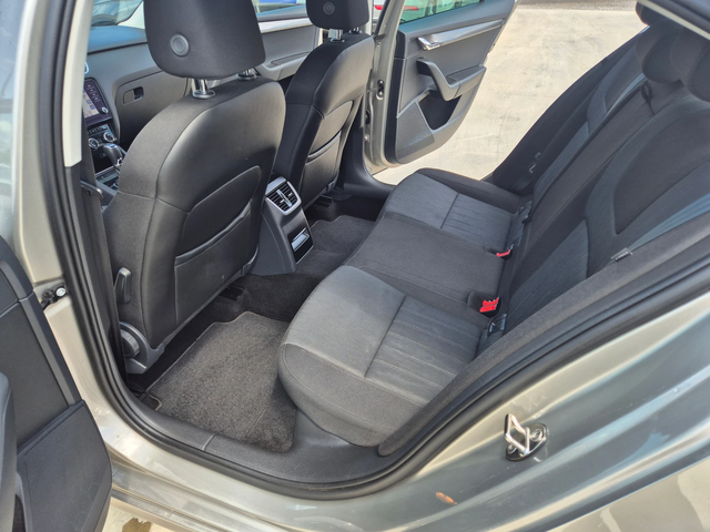 Skoda Octavia С-Гаранция-4x4-А/Т 2.0 150кс - автомобили, коли, обяви за нови и употребявани 11