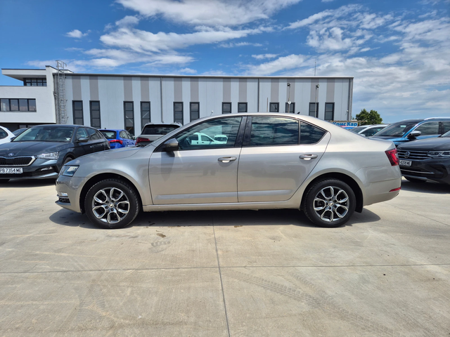 Skoda Octavia С-Гаранция-4x4-А/Т 2.0 150кс - автомобили, коли, обяви за нови и употребявани 1