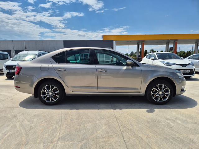 Skoda Octavia С-Гаранция-4x4-А/Т 2.0 150кс - автомобили, коли, обяви за нови и употребявани 5