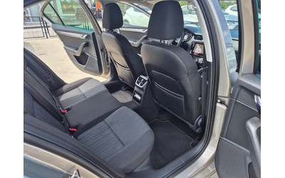 Skoda Octavia С-Гаранция-4x4-А/Т 2.0 150кс - автомобили, коли, обяви за нови и употребявани 9