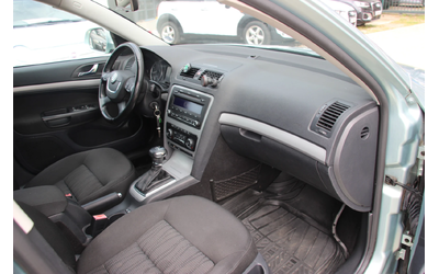 Skoda Octavia 1.8 TFSI AUTOMATIC  EURO 5А - автомобили, коли, обяви за нови и употребявани 9