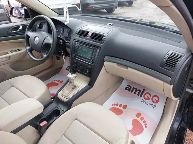 Skoda Octavia 1.9TDI* AUTOMATIC-DSG - автомобили, коли, обяви за нови и употребявани 12