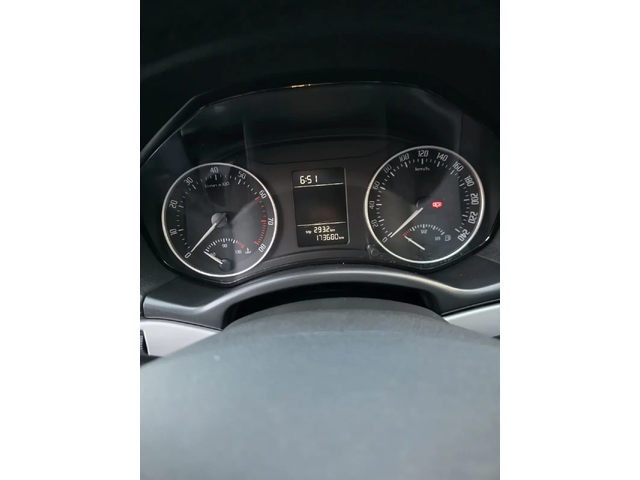 Skoda Octavia - автомобили, коли, обяви за нови и употребявани 10