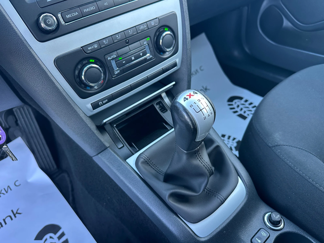 Skoda Octavia 4x4* 1.6TDI* * TOP* - автомобили, коли, обяви за нови и употребявани 13