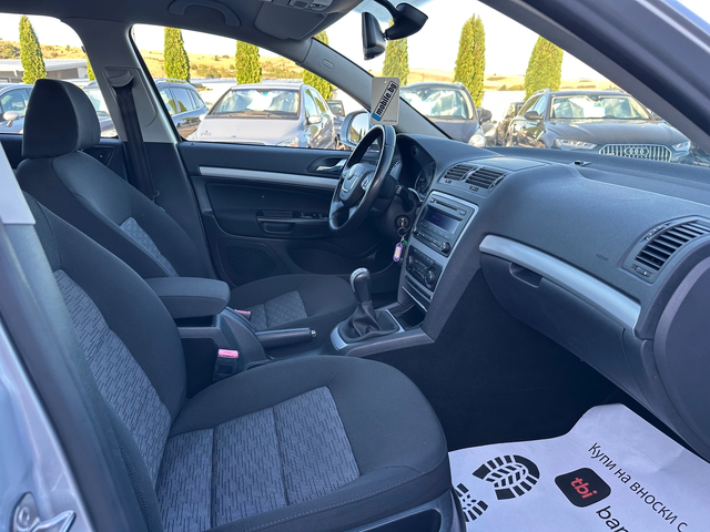 Skoda Octavia 4x4* 1.6TDI* * TOP* - автомобили, коли, обяви за нови и употребявани 8
