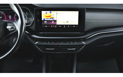 Skoda Octavia Combi 2.0 TDI DSG - автомобили, коли, обяви за нови и употребявани 9