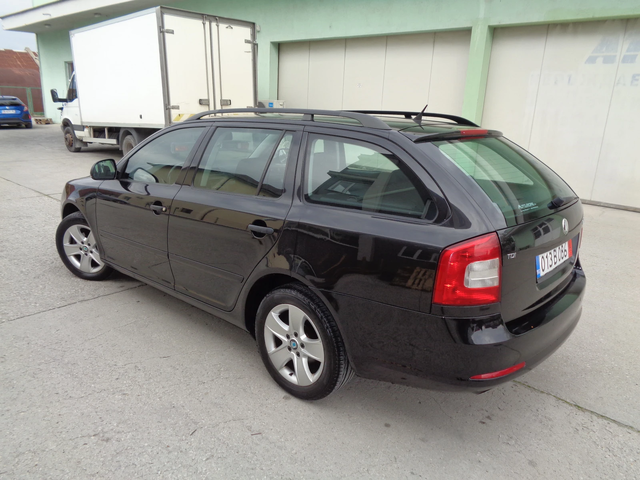 Skoda Octavia 1, 6TDI-DSG7-ЛИЗИНГ - автомобили, коли, обяви за нови и употребявани 3