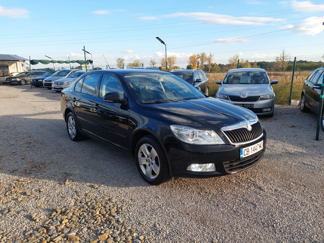 Skoda Octavia 1.6 MPI Газ - автомобили, коли, обяви за нови и употребявани 2