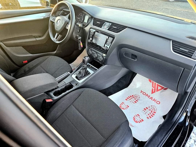 Skoda Octavia 2.0 TDI ТОП! АВТОМАТ НАВИГАЦИЯ ЛИЗИНГ 100% - автомобили, коли, обяви за нови и употребявани 11