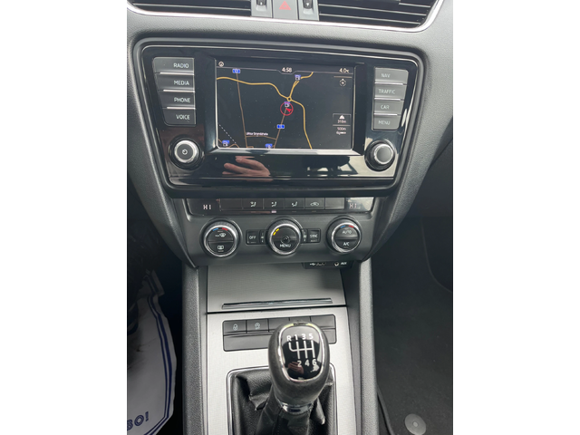 Skoda Octavia 1.4I-FEIS-NAVI-ITALIA - автомобили, коли, обяви за нови и употребявани 16