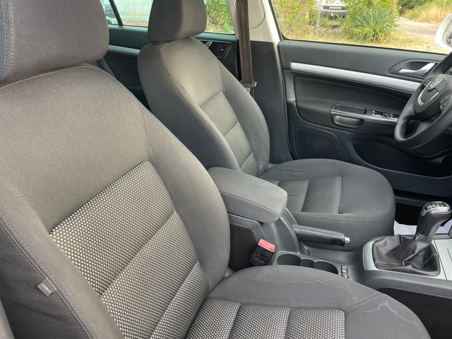 Skoda Octavia 2.0TDI-SCOUT-4x4-NAVI-ITALIA - автомобили, коли, обяви за нови и употребявани 5