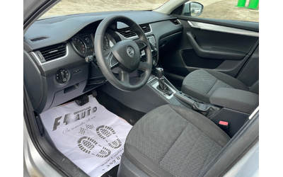 Skoda Octavia 1.6TDI-AVTOMAT - автомобили, коли, обяви за нови и употребявани 12