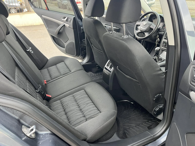 Skoda Octavia 1.2TURBO 105кс. 159 000км EURO 5A КЛИМАТРОНИК - автомобили, коли, обяви за нови и употребявани 9