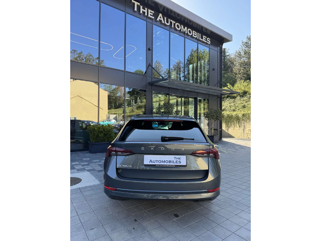 Skoda Octavia Sportline - автомобили, коли, обяви за нови и употребявани 4