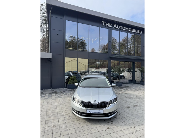Skoda Octavia - автомобили, коли, обяви за нови и употребявани 0
