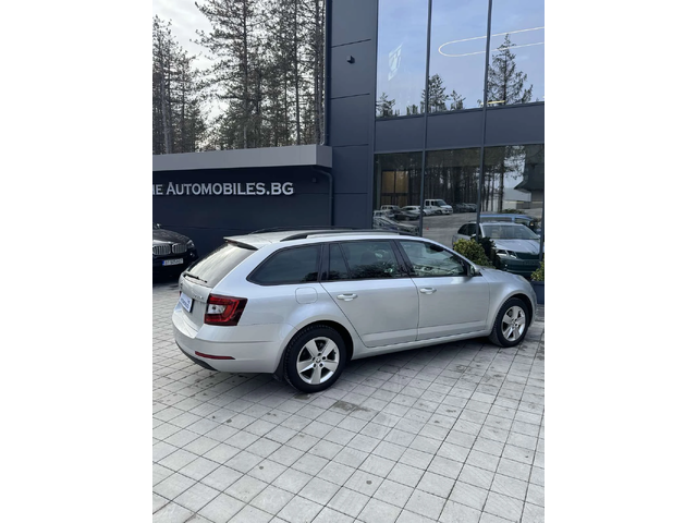 Skoda Octavia - автомобили, коли, обяви за нови и употребявани 6