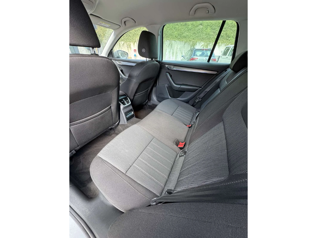 Skoda Octavia - автомобили, коли, обяви за нови и употребявани 9