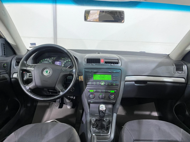 Skoda Octavia - автомобили, коли, обяви за нови и употребявани 7