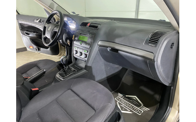 Skoda Octavia - автомобили, коли, обяви за нови и употребявани 8