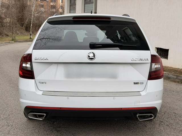 Skoda Octavia VRS / 4X4 / ПОДГРЕВ / КАМЕРА - автомобили, коли, обяви за нови и употребявани 5