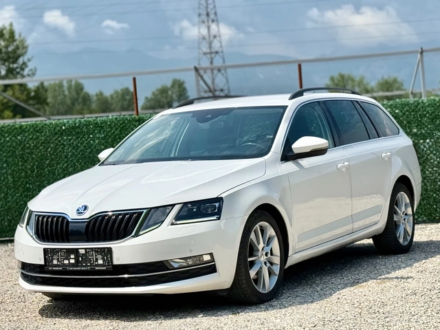 Skoda Octavia 2.0TDi /DSG/FULL LED/DISTRONIC/EURO 6 - автомобили, коли, обяви за нови и употребявани 0