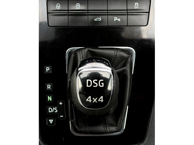 Skoda Octavia 2.0TDi /DSG/FULL LED/DISTRONIC/EURO 6 - автомобили, коли, обяви за нови и употребявани 14