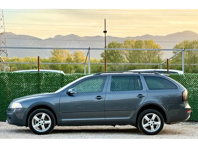 Skoda Octavia 2.0TDi SCOUT - автомобили, коли, обяви за нови и употребявани 3