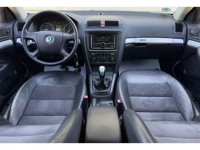 Skoda Octavia 2.0TDi SCOUT - автомобили, коли, обяви за нови и употребявани 9