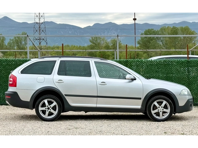 Skoda Octavia 2.0TDi SCOUT - автомобили, коли, обяви за нови и употребявани 3