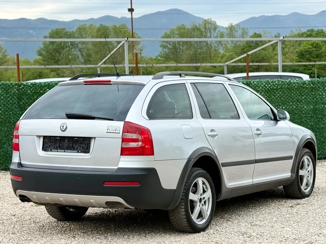 Skoda Octavia 2.0TDi SCOUT - автомобили, коли, обяви за нови и употребявани 4