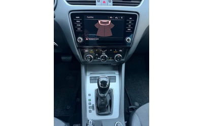 Skoda Octavia DSG Virtual Avtomatik Navi - автомобили, коли, обяви за нови и употребявани 11